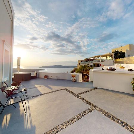 Neoklassiko Koukouli Fira  Exterior foto