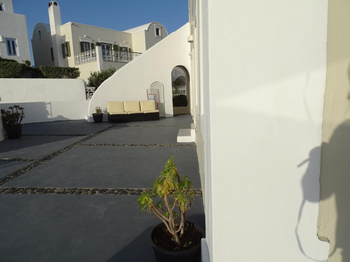 Neoklassiko Koukouli Fira  Exterior foto